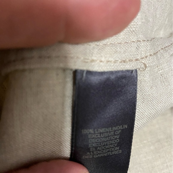 Liz Claiborne Linen, Tan, Embroidered Button Front Tunic Top, Size 14. - Picture 5 of 10